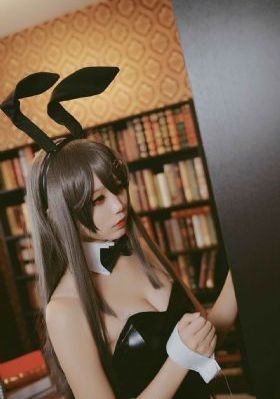 女生和男生靠逼