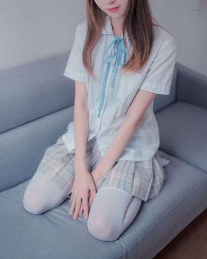 僵尸艳潭